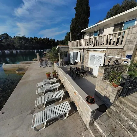 Seafront With Private Apartament Korčula