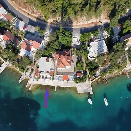 Apartament Seafront With Private